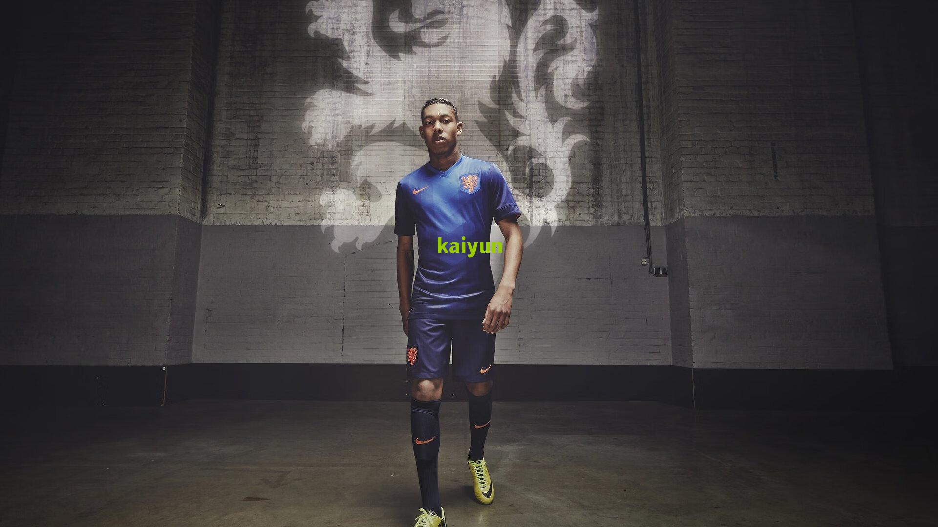 文班亚马补防遭隔扣，新星成长路上的震撼一课